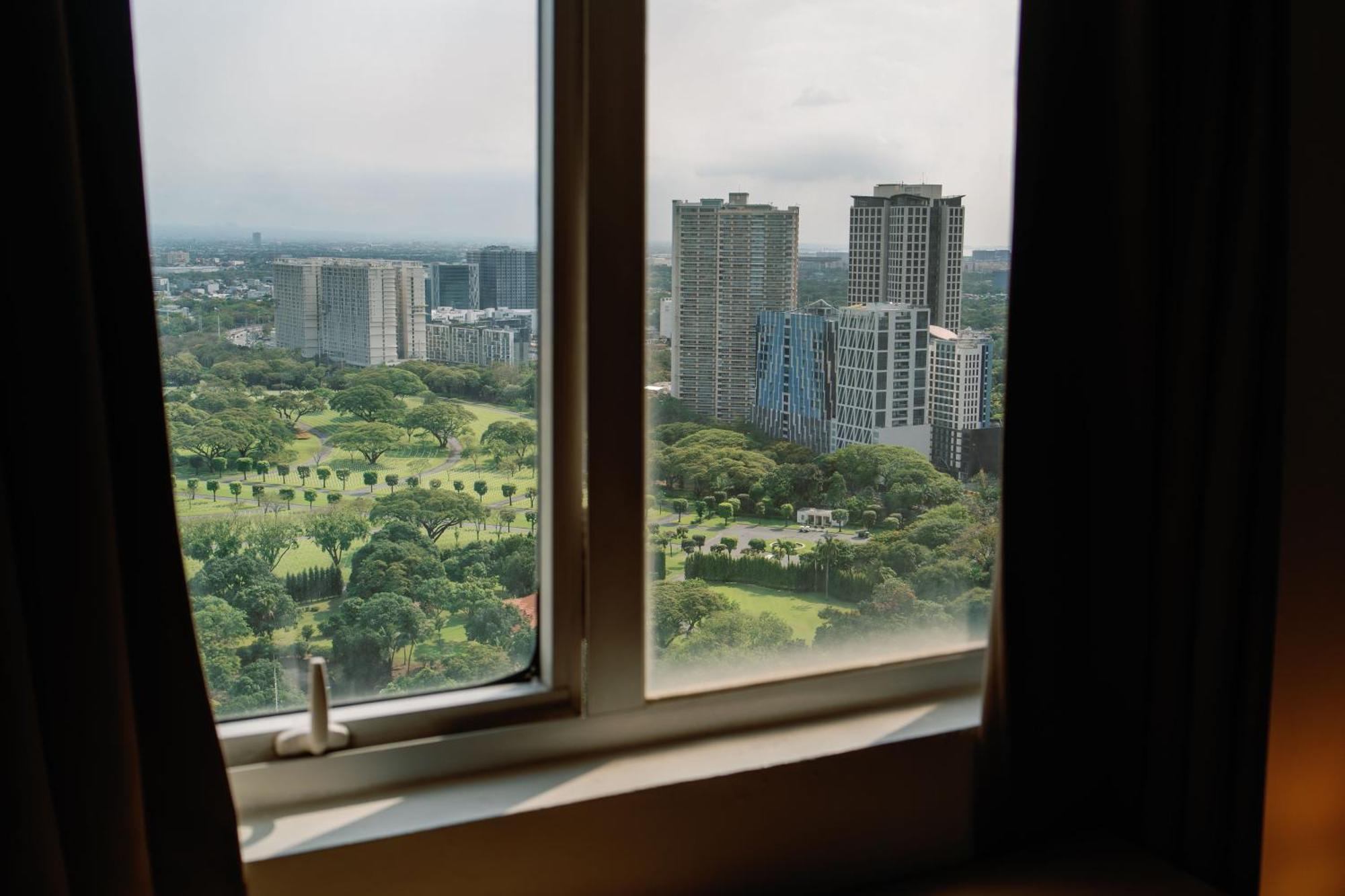 Cozy 2-Bedroom At South Of Market Soma Bgc Near Sm Aura, Market! Market! & Bonifacio High Street Taguig Exterior foto