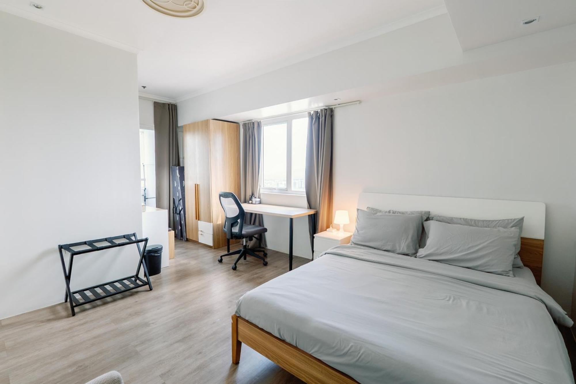 Cozy 2-Bedroom At South Of Market Soma Bgc Near Sm Aura, Market! Market! & Bonifacio High Street Taguig Exterior foto